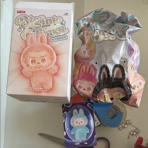 POPMART Labubu Big Into Energy “Hope”